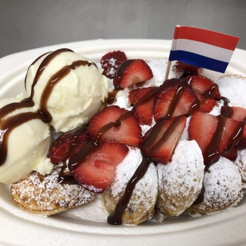 ice cream strawberries choc topping - Philomina Jansen